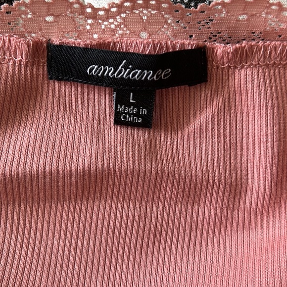 Large crop top tank from Urban planet - Picture 3 of 3